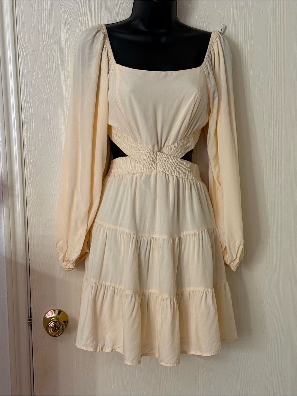 Lilly Pulitzer Cream Long-Sleeve Cutout Tiered Mini Dress